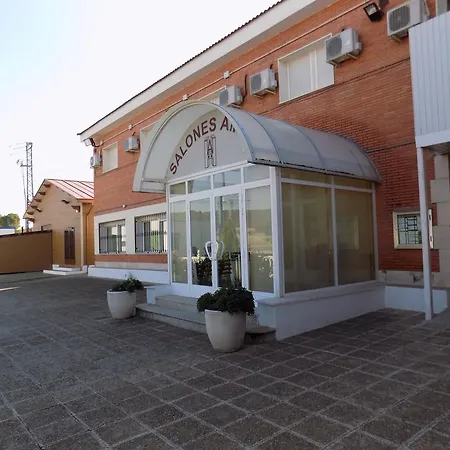 Guest house Hostal Amigo Ocana (Castilla-La Mancha)